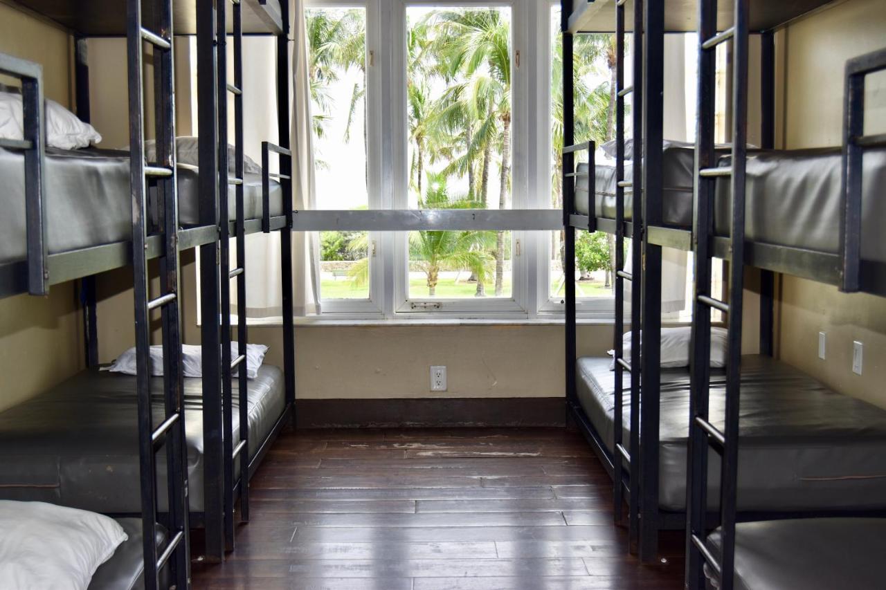 Miami Party Hostel *