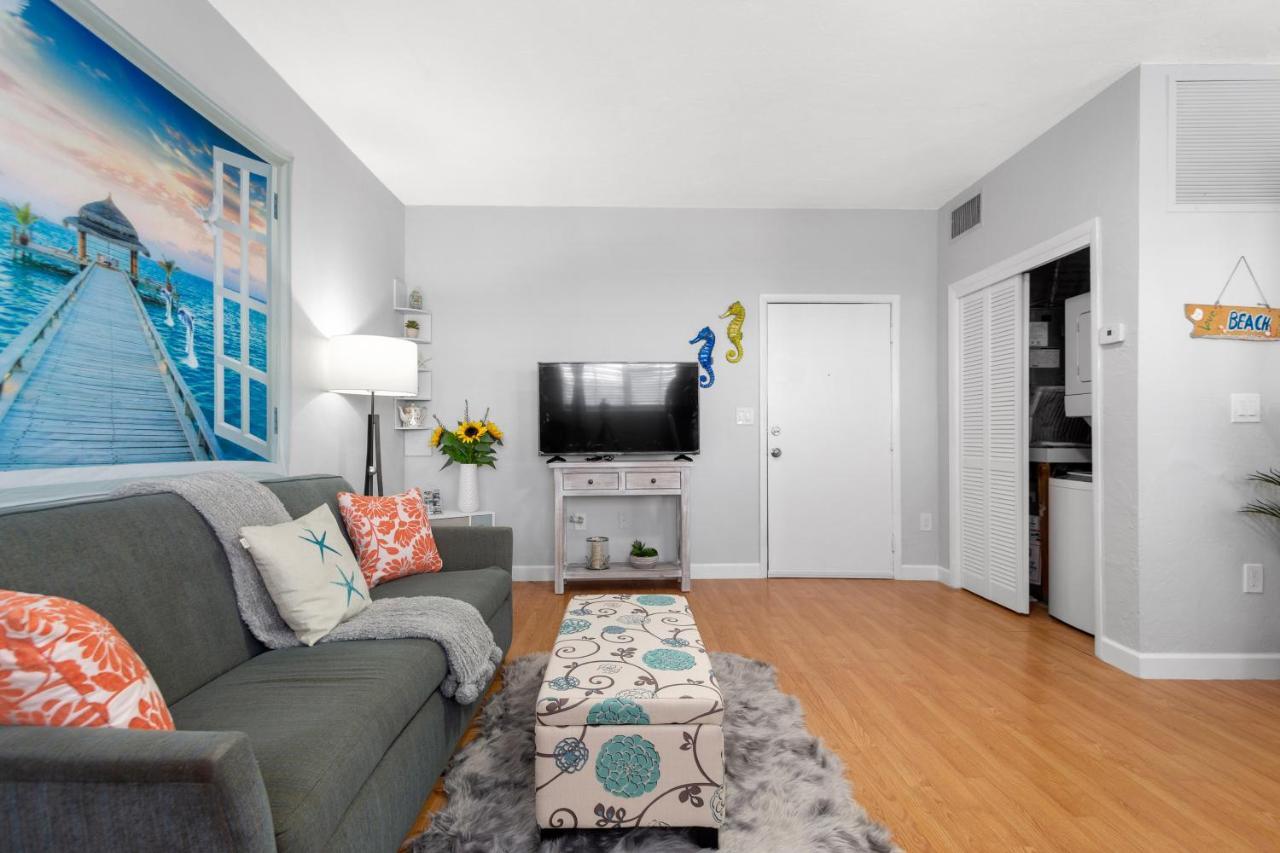 Ensuite Apt On Collins Ave Apartamento Miami Beach