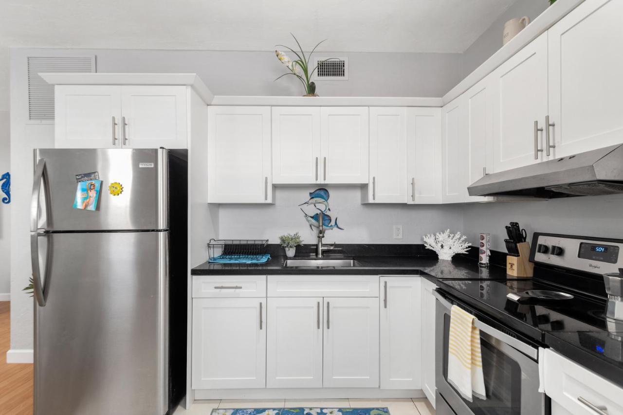 Ensuite Apt On Collins Ave Apartamento Miami Beach