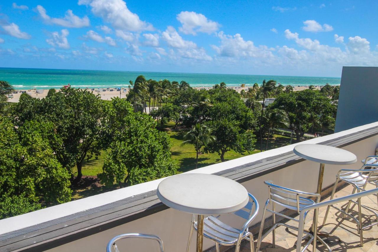 Apartment Ocean Drive With Rooftop Pool, South Beach, Miami