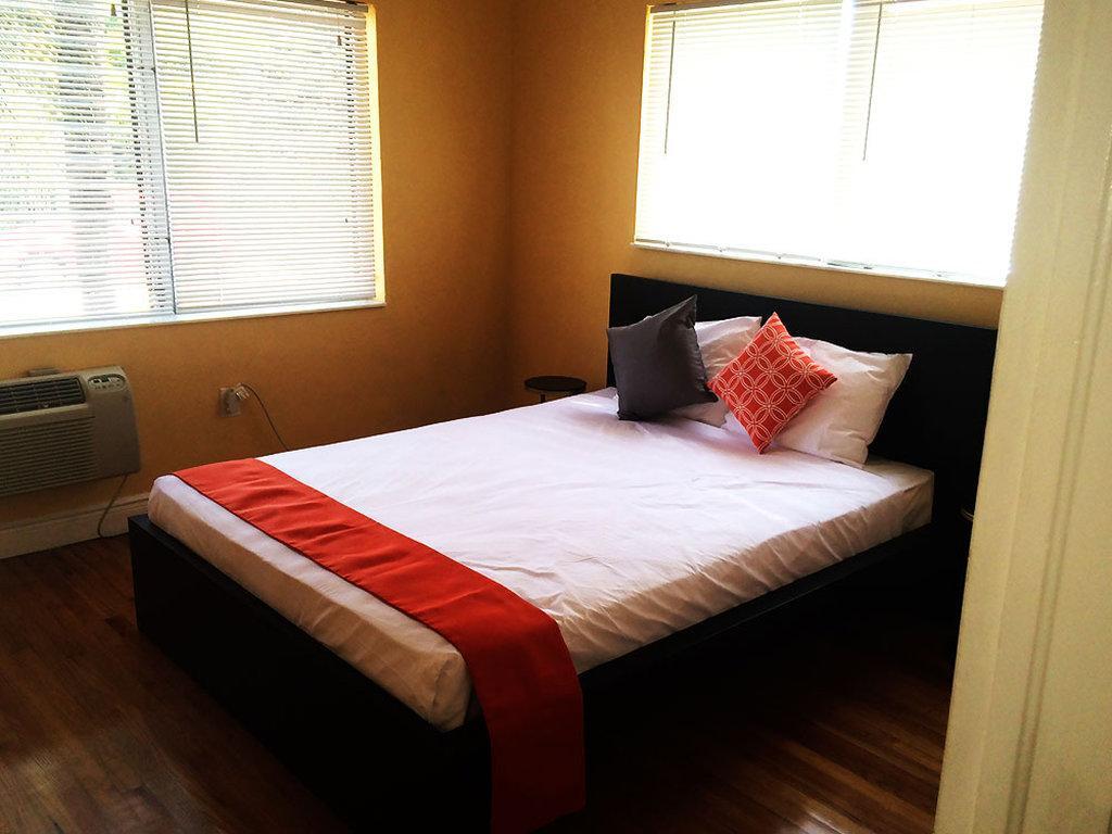 Beachside Hotel 3*