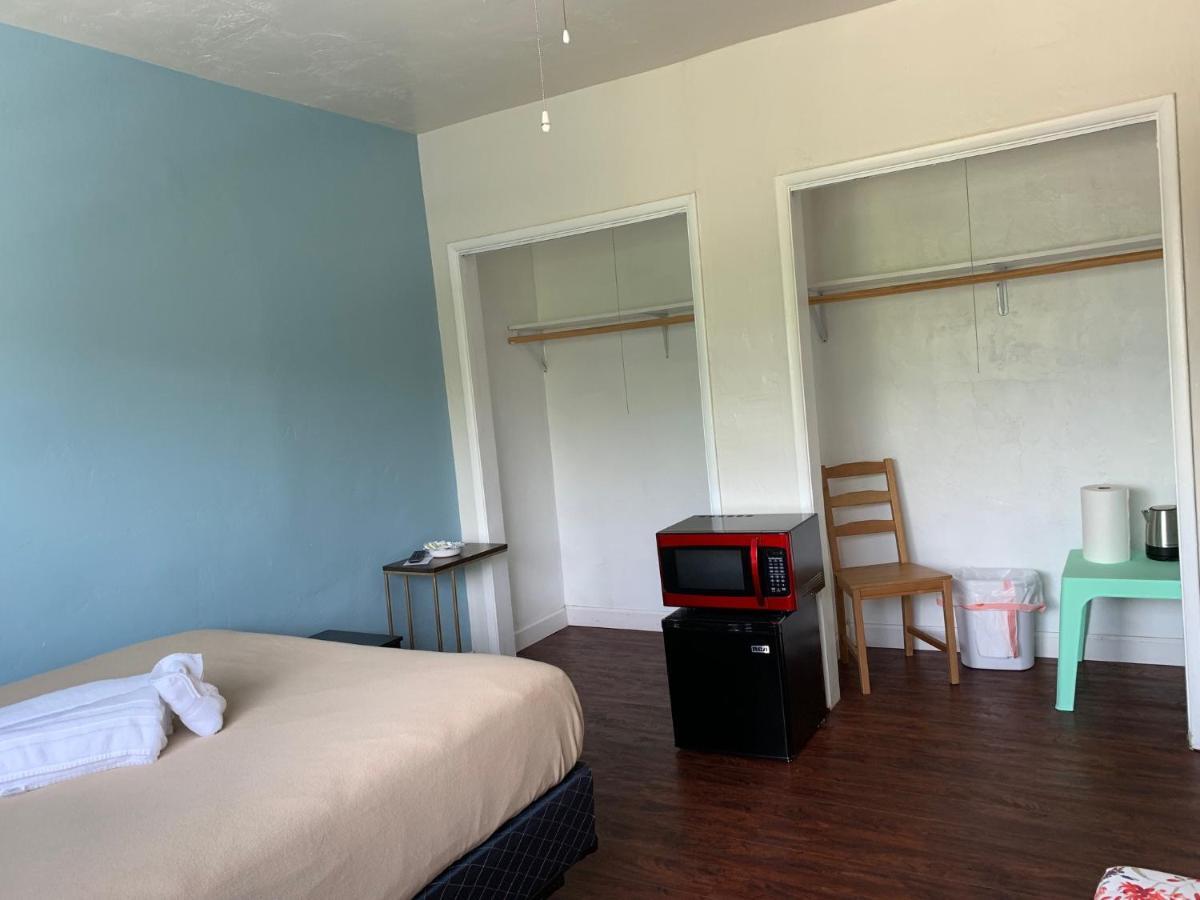Hotel Beach Corner 2*