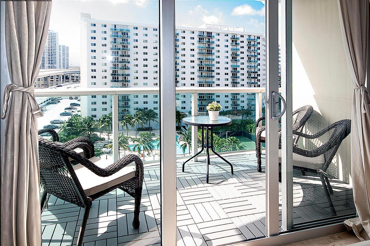 Ocean Reserve Luxury Across From Sunny Isles Apartamento Miami Beach