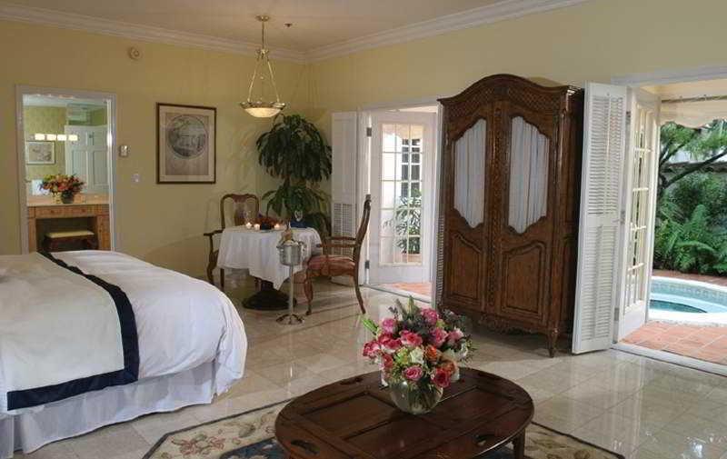 Resort Fisher Island Club And