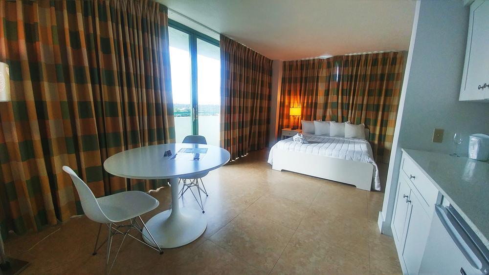 Casablanca On The Ocean West Tower Hotel Miami Beach