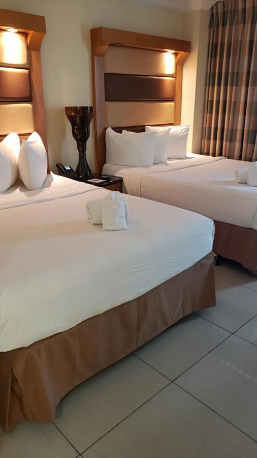 Sixty Sixty Hotel 3*