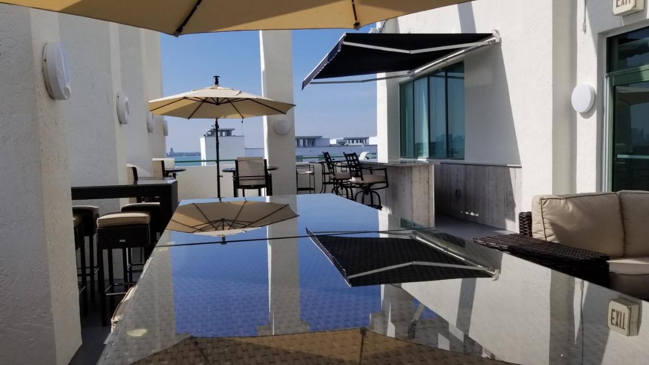 Sixty Sixty Hotel : Miami Beach *