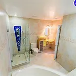 Pavilion Apartments By Royal Stays