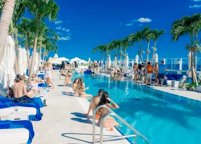 Romantic-5 Star-1Br-Oceanfront-Balcony-South-Beach