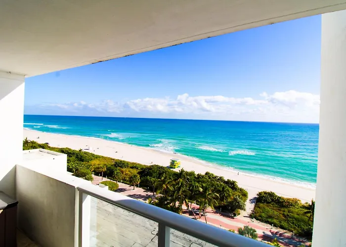 Castle 830 Oceanview Balcony Studio, Pool, Tennis, Free Parking