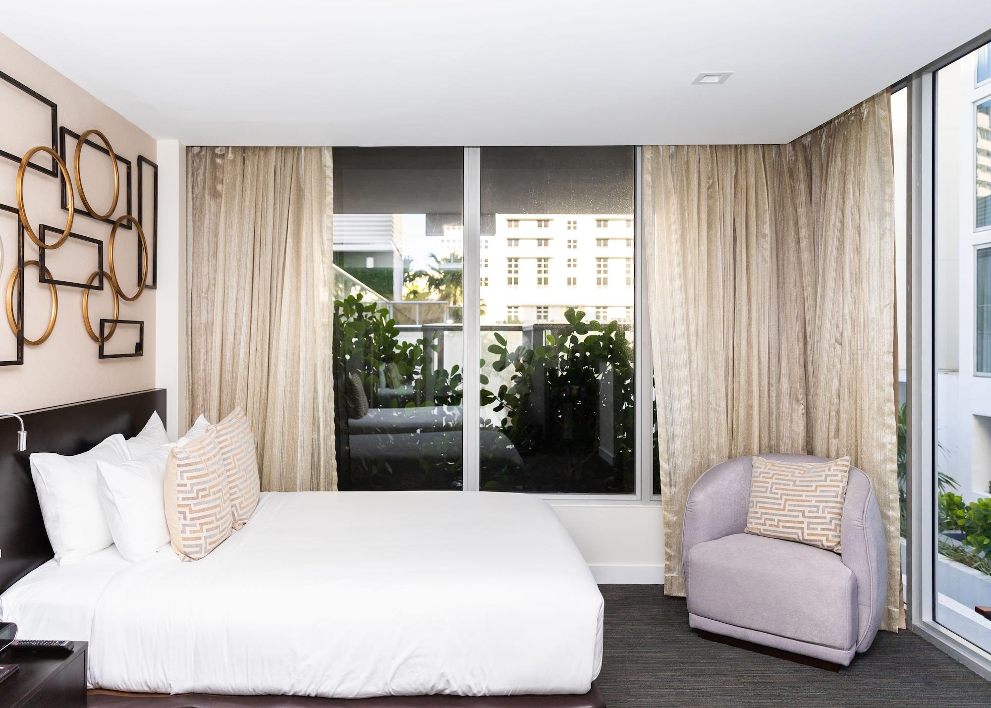 Iberostar Waves Berkeley Shore Miami Beach