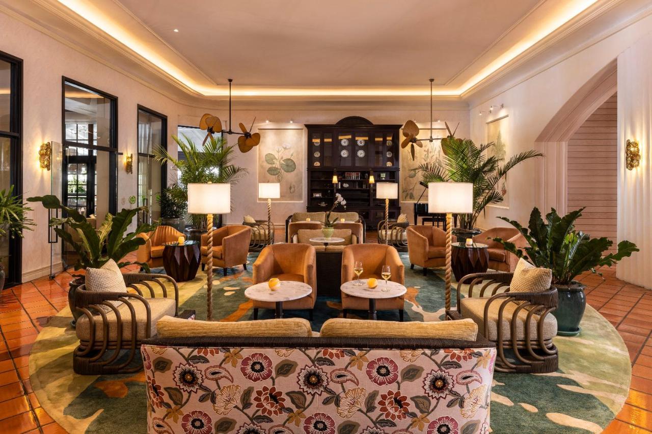 Hotel The Palms &