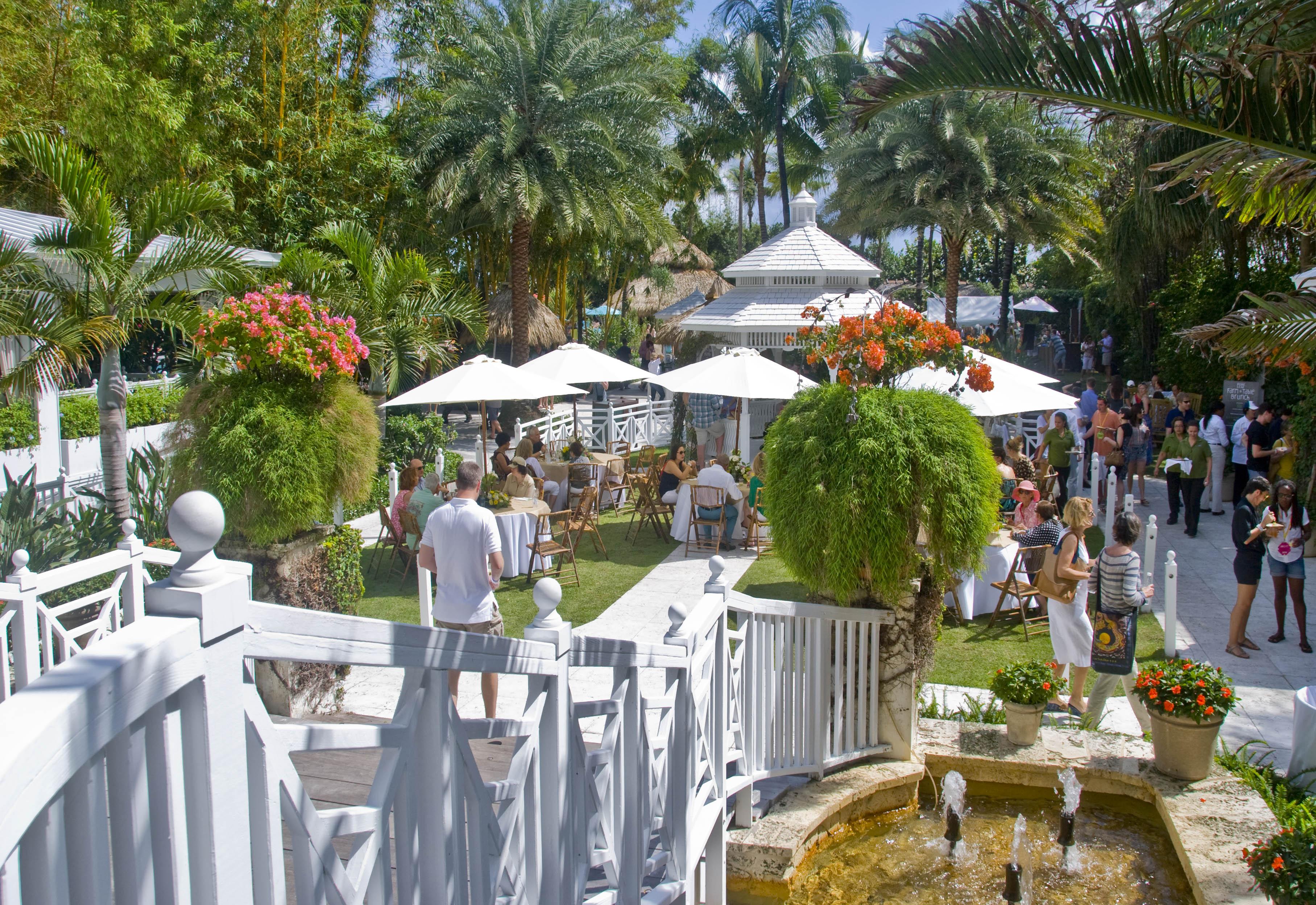 The Palms & Hotel