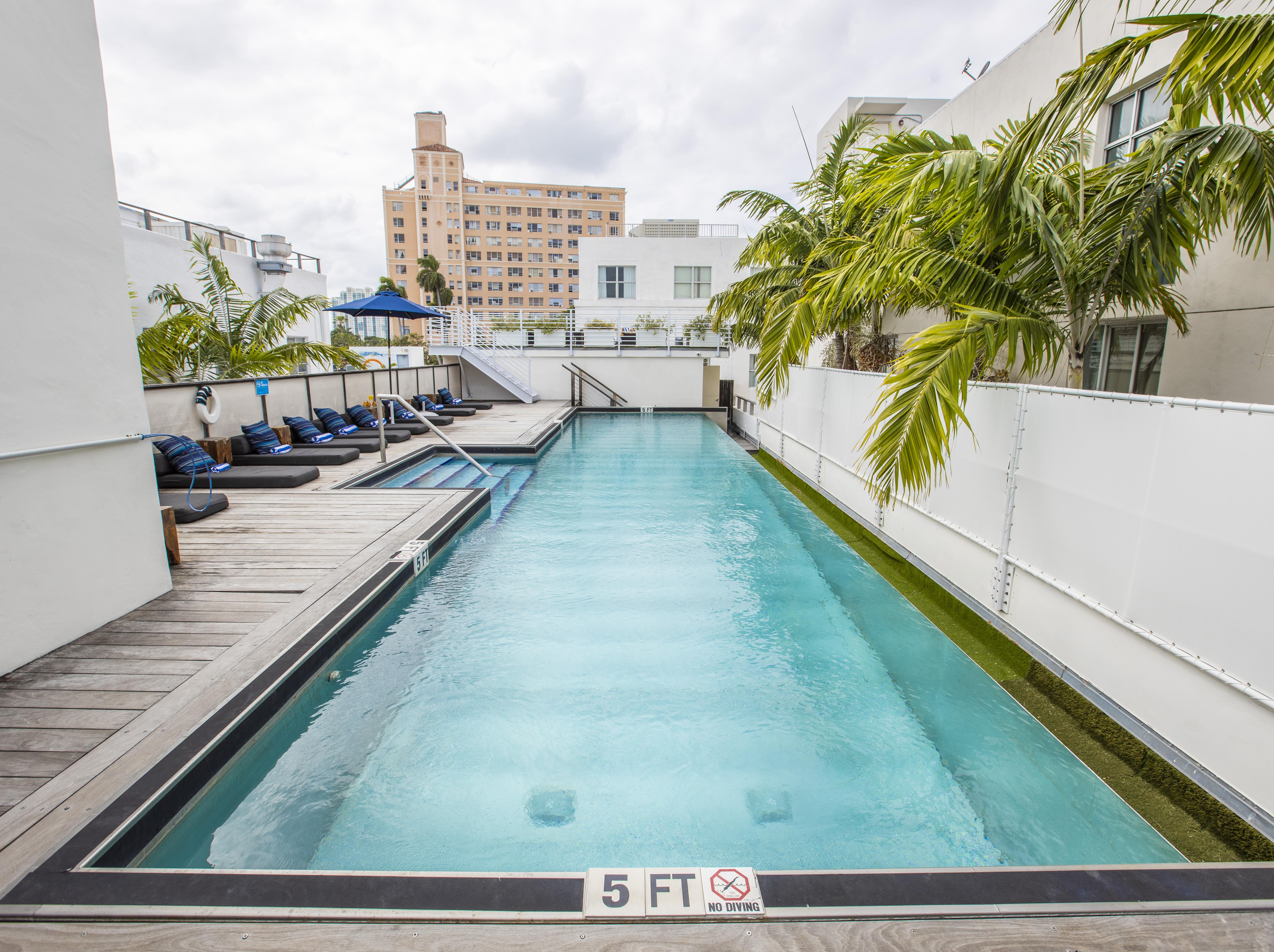 Posh South Ostello Miami Beach