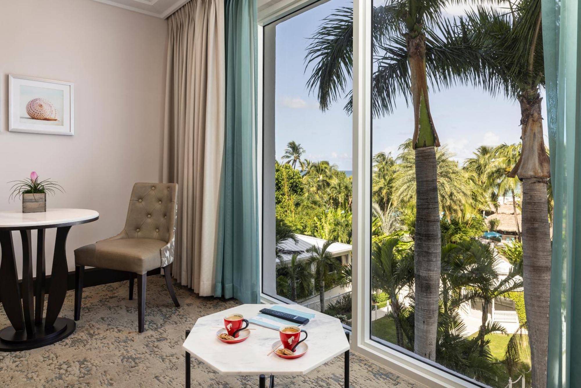 The Palms & Hotel Miami Beach