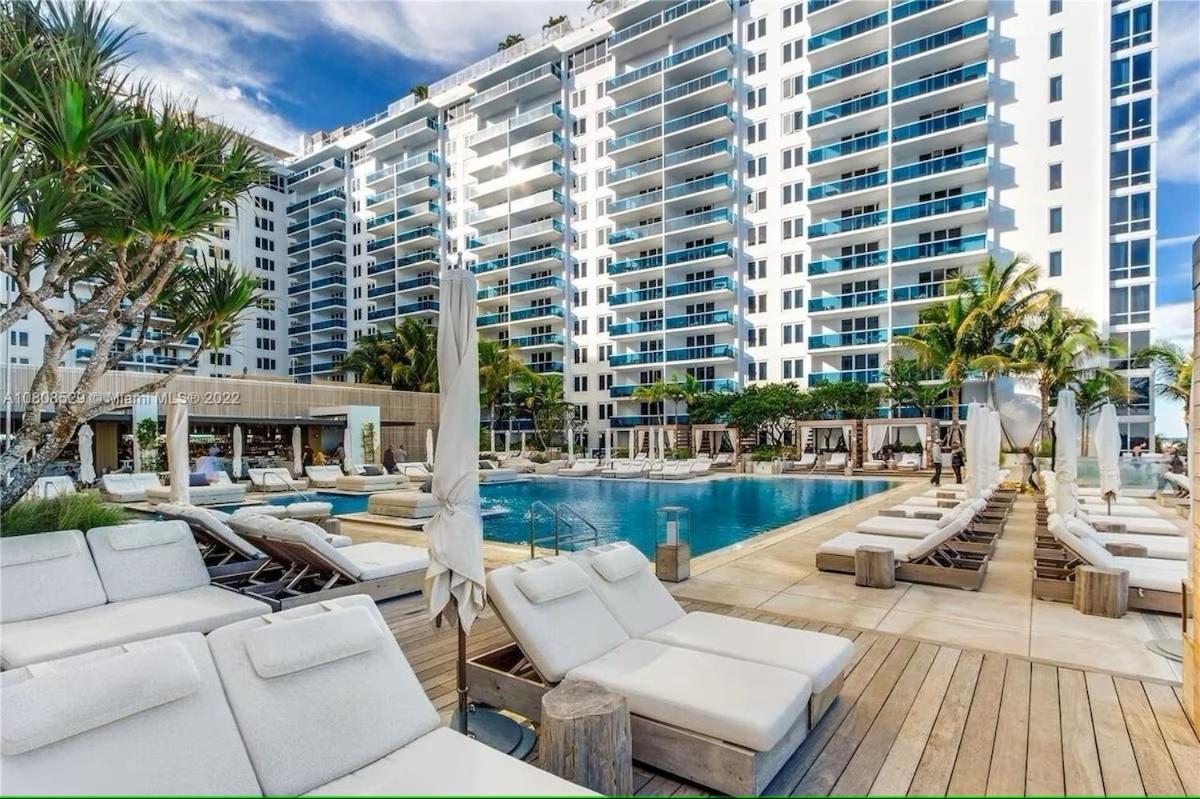 Romantic-5 Star-1br-oceanfront-balcony-south-beach Apartment