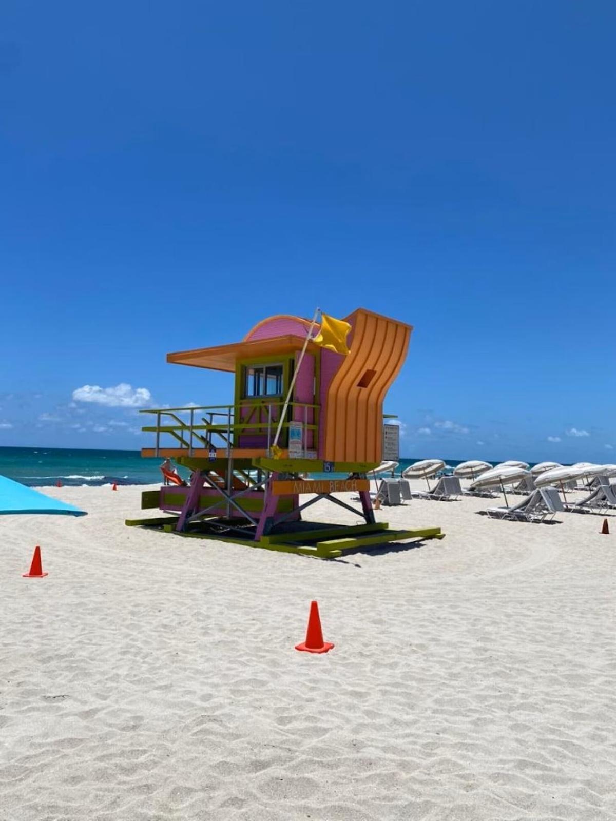 Romantic-5 Star-1br-oceanfront-balcony-south-beach Apartment Miami Beach