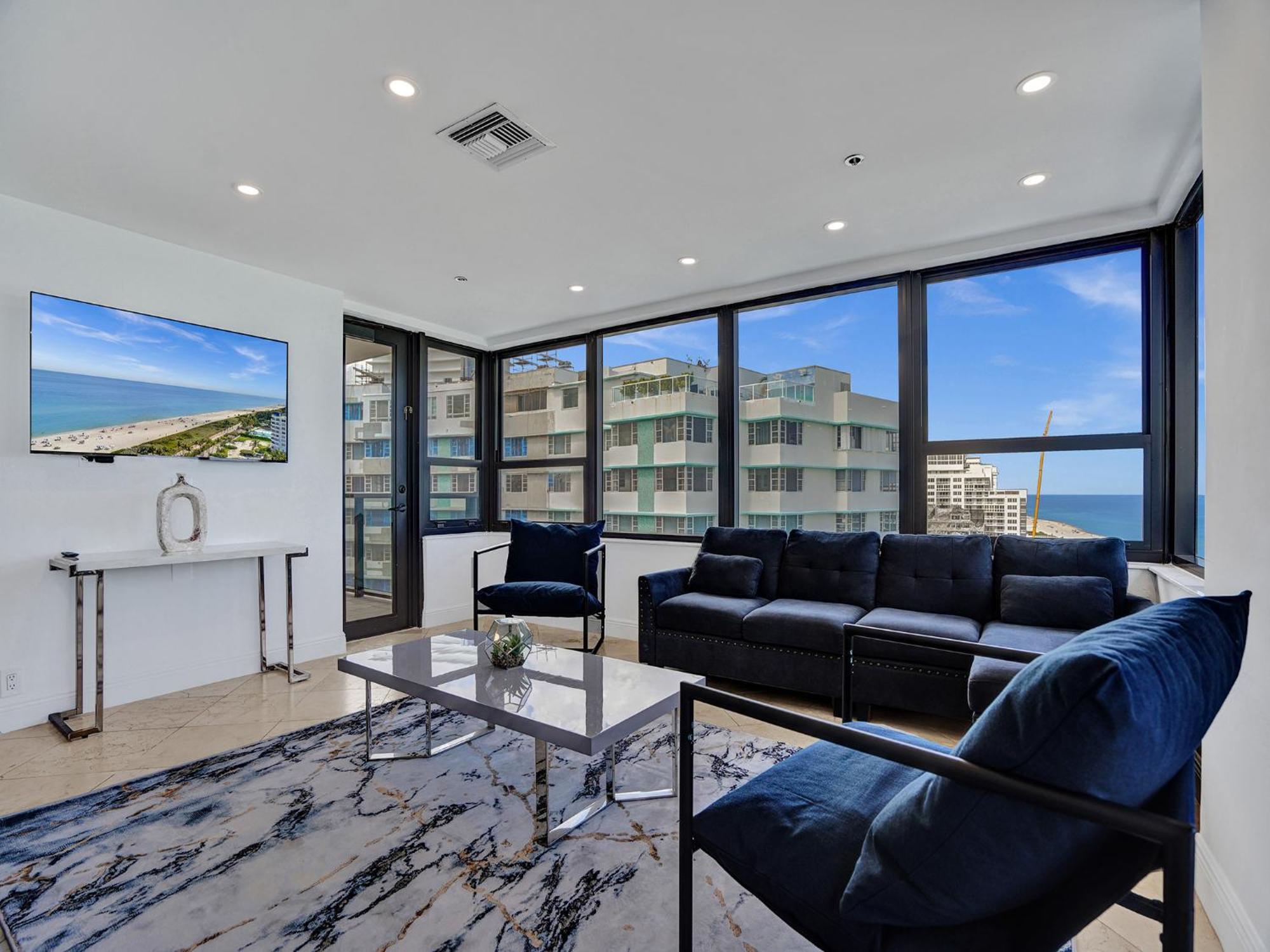 Ocean Front Penthouse 2bd 2 Balconies Ph-2 Appartamento
