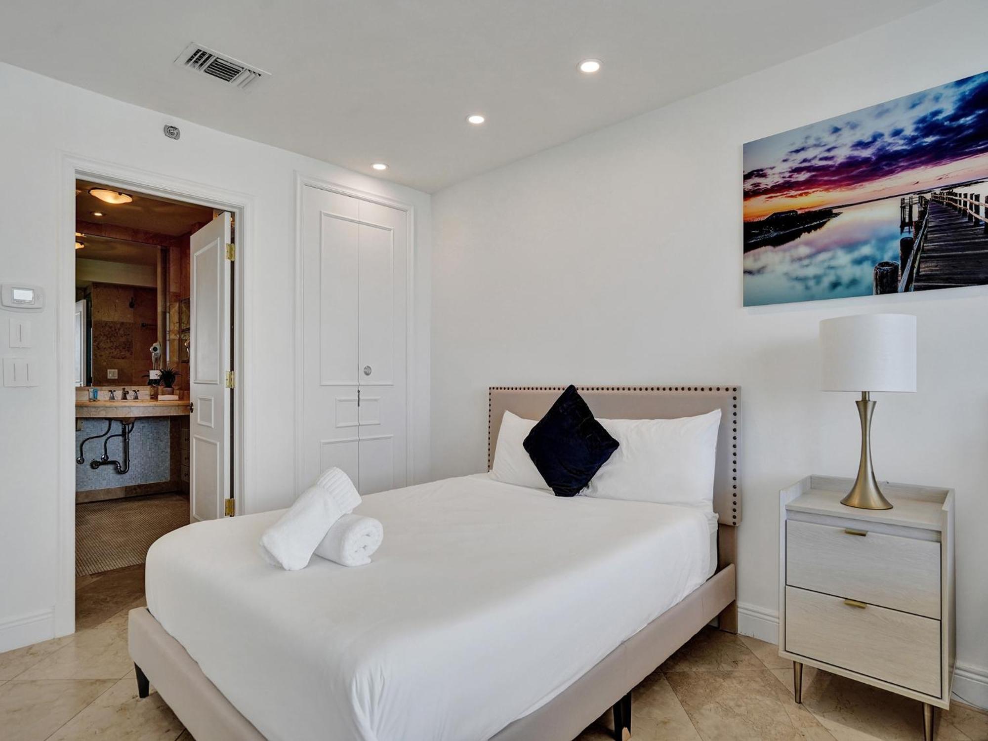 Appartamento Ocean Front Penthouse 2bd 2 Balconies Ph-2 *
