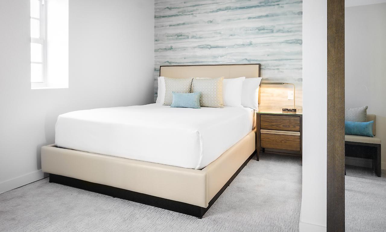 Sadigo Court Miami Beach