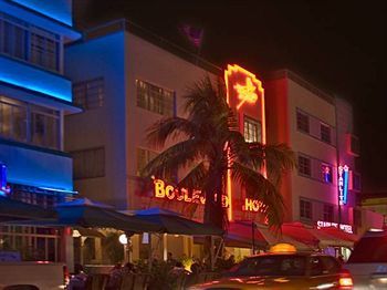 Boulevard Hotel 2*