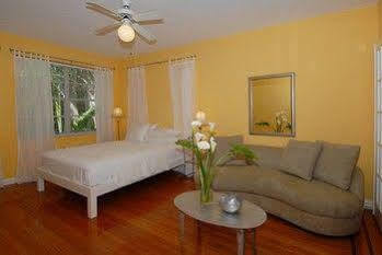 Paradiso Hotel Miami Beach
