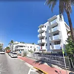 Oceanside Italian Luxury 2 Bedroom Apt With Free Parking