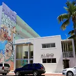 Aldo Apartments