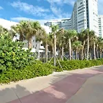 Crystal Beach Suites Miami Oceanfront Hotel