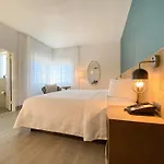 Marseilles Beachfront Hotel