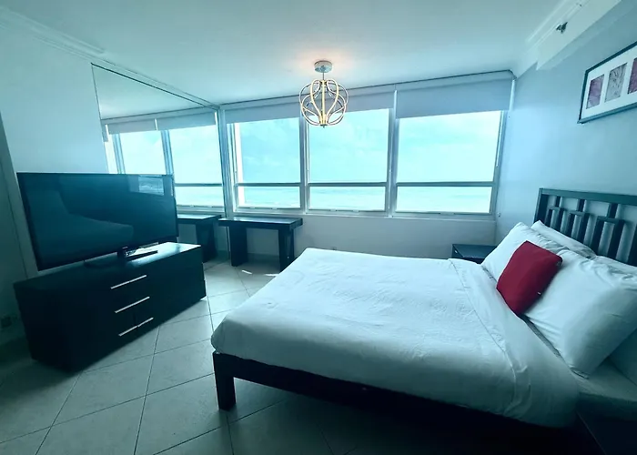 Castle 732 Ocean View With Pool, Tennis, Beach Access, Free Parking