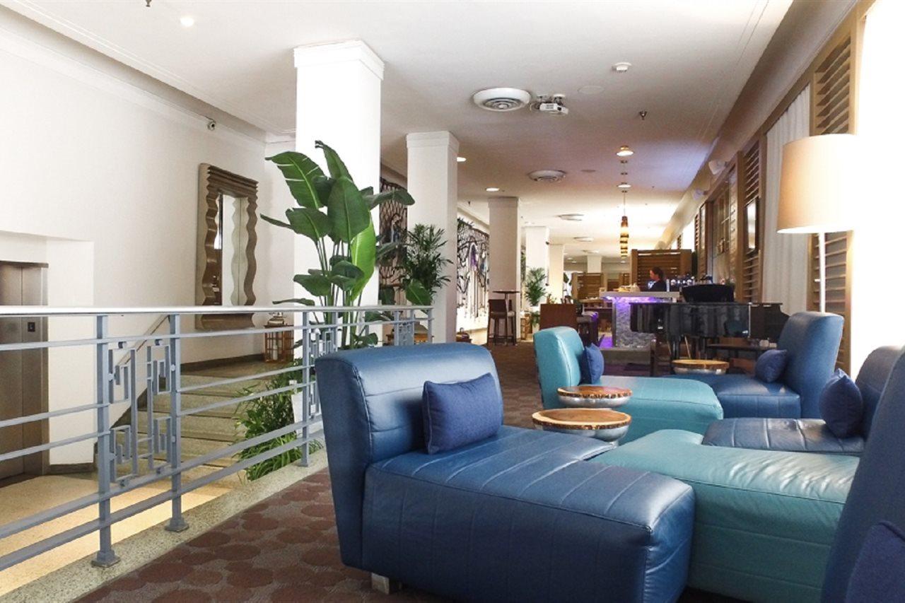 Marseilles Beachfront Hotel 4*
