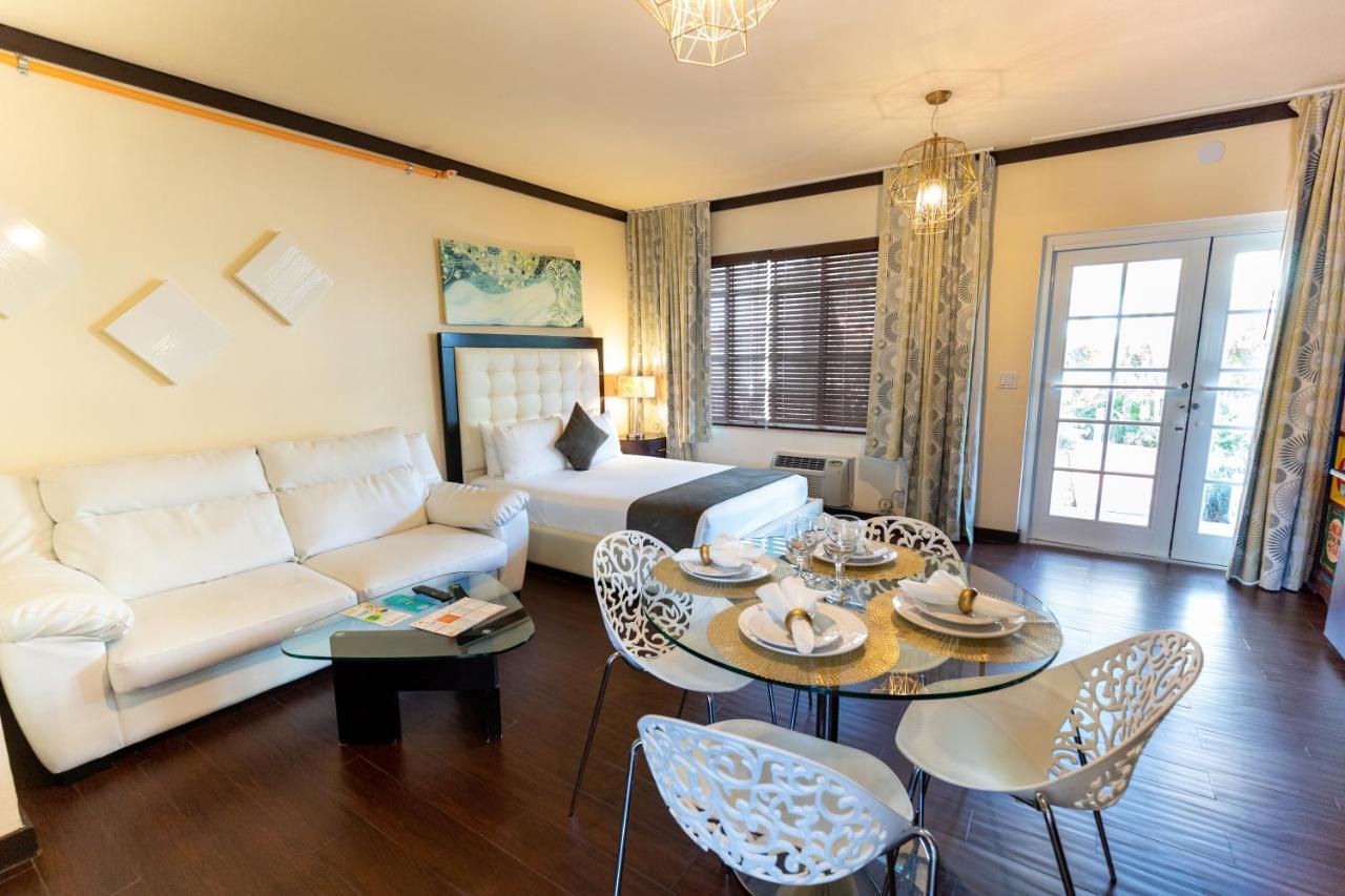 Hotel Tradewinds Miami 3*