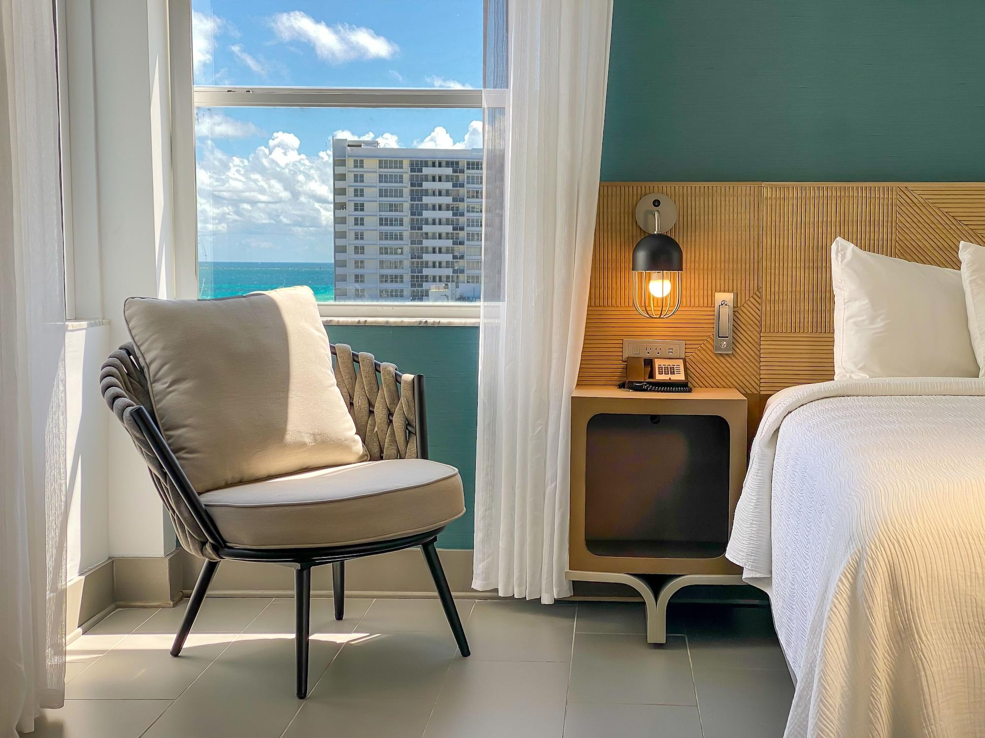 Hotel Marseilles Beachfront Miami Beach