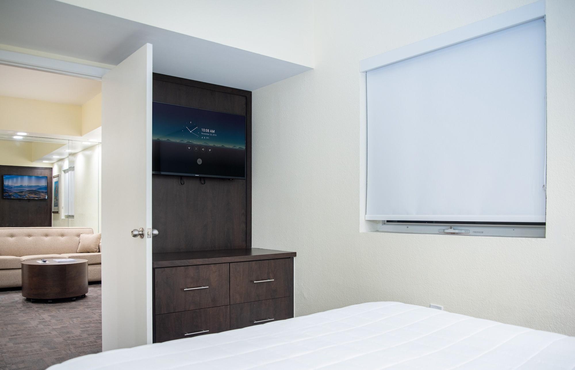 Hotel Crystal Miami Oceanfront 3*