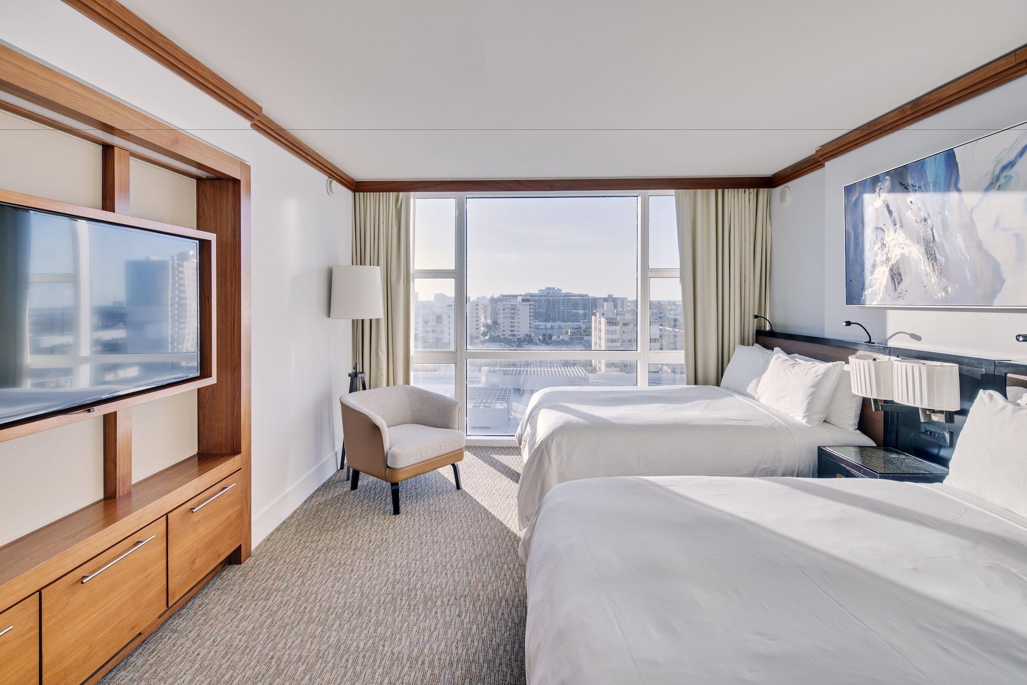 Hotel Carillon Miami Wellness 5*