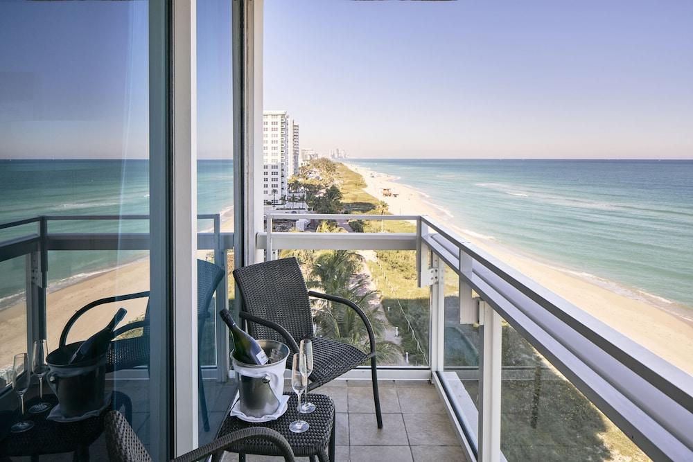 Carillon Miami Wellness Hotel Miami Beach