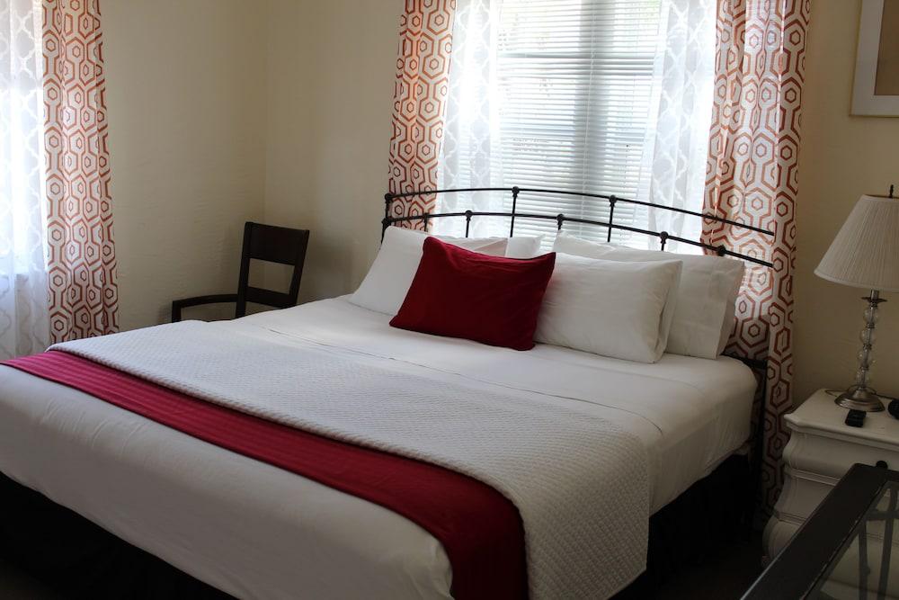 Baltic 2* Miami Beach
