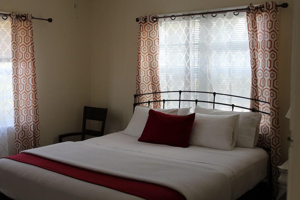 Aparthotel Baltic Miami Beach