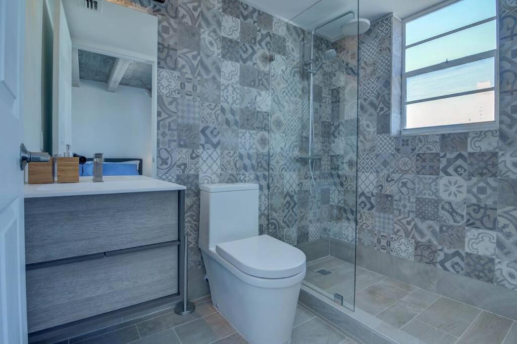 Oceanside Italian Luxury 2 Bedroom Apt With Free Parking Miami Beach