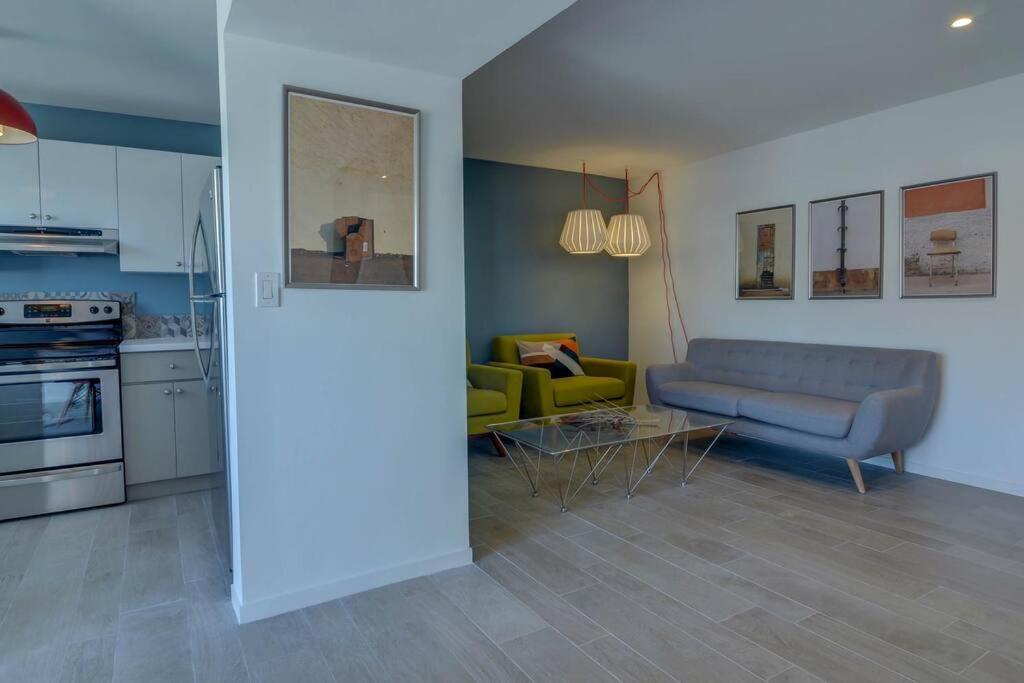 Apartment Oceanside Italian Luxury 2 Bedroom Apt With Free Parking