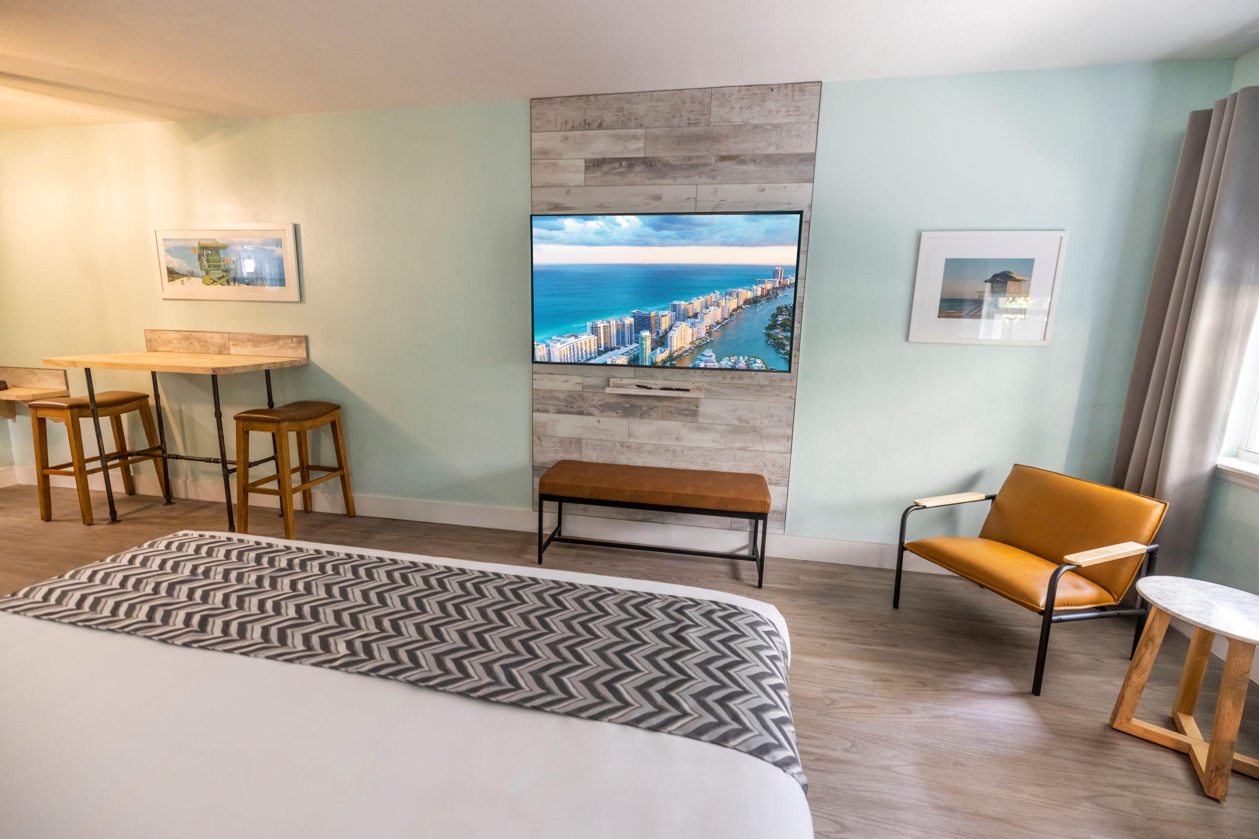 On South 3* Miami Beach