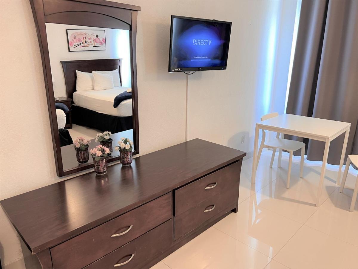 Ocean Front Units At Miami Appartamento