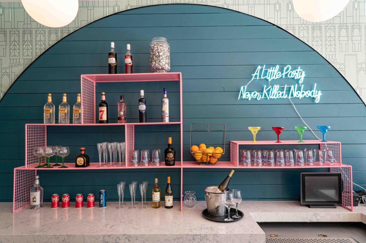 Beds N' Drinks * Miami Beach