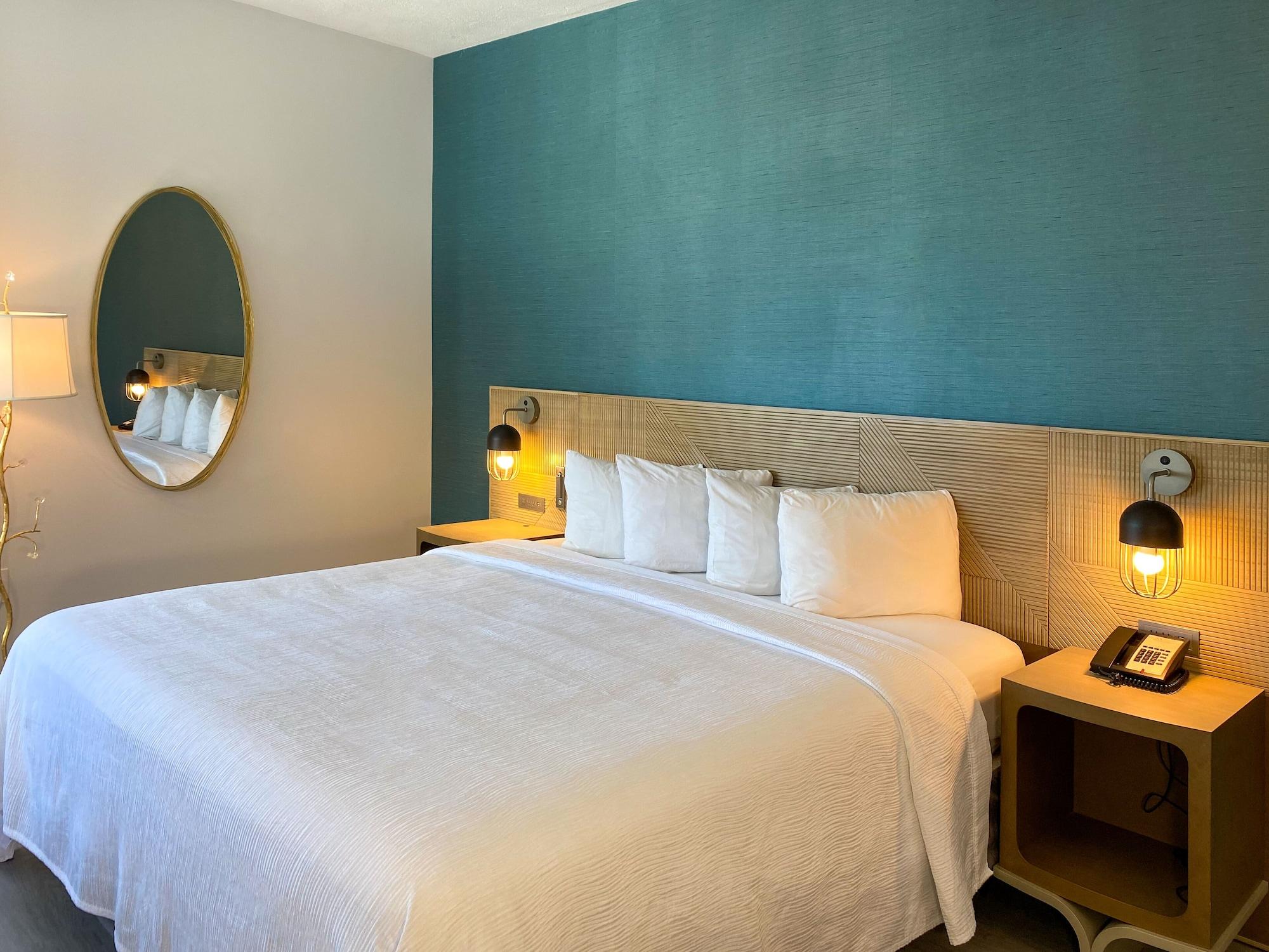 Marseilles Beachfront 4*