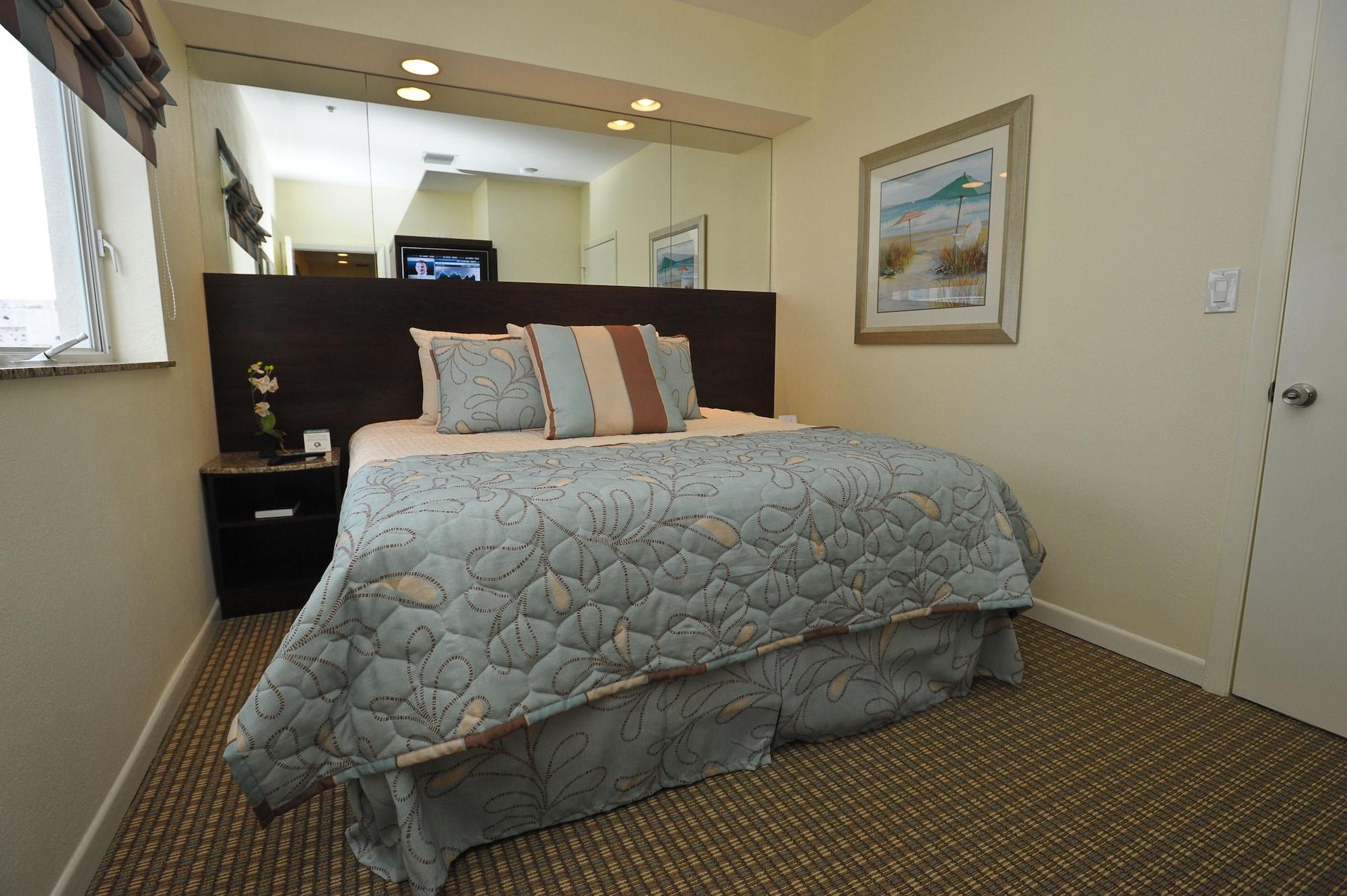 Crystal Miami Oceanfront 3*