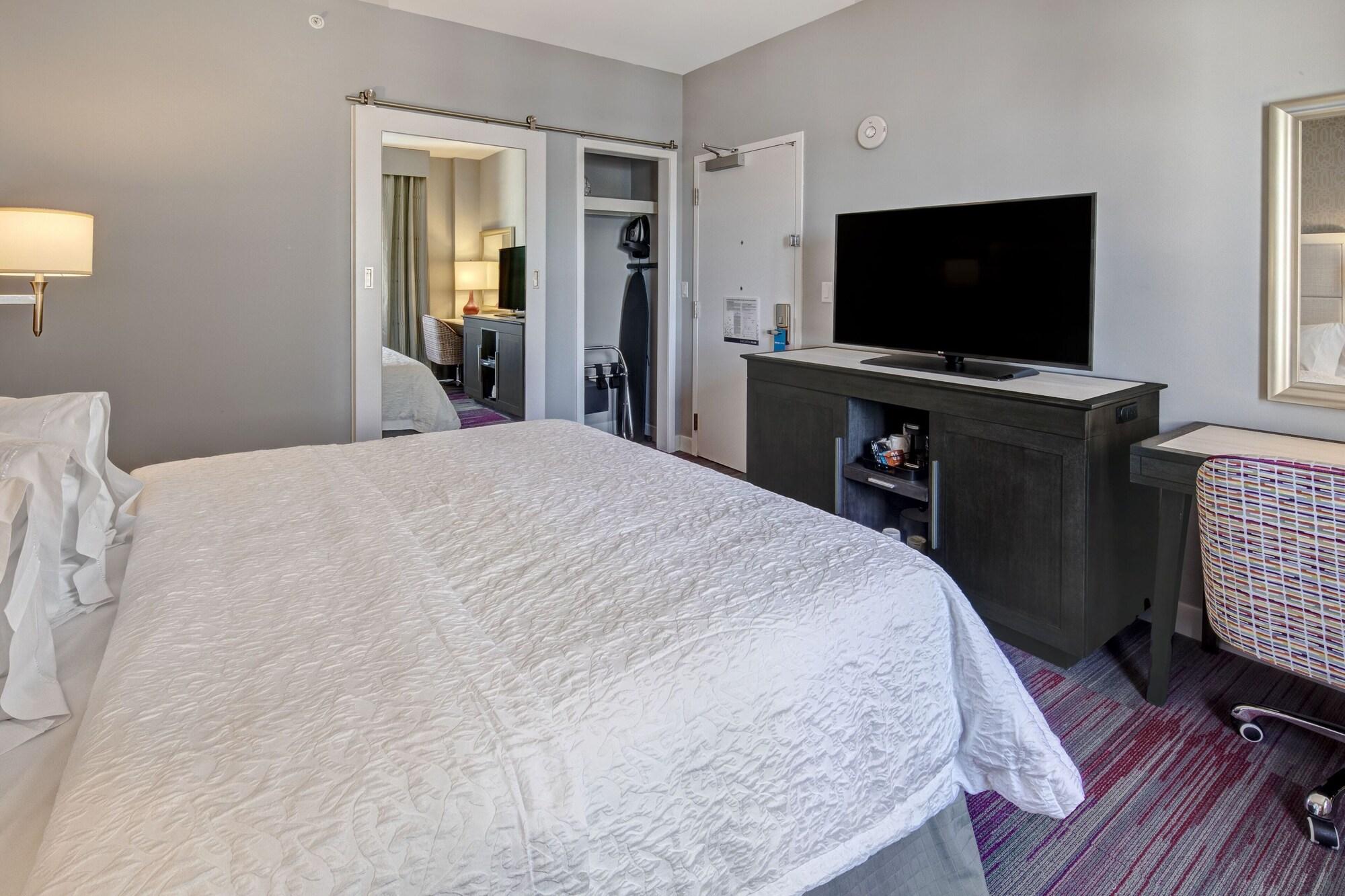 Continental Miami Beach, Tapestry Collection By Hilton Hotel 4*