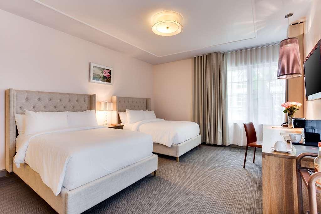 Hotel South