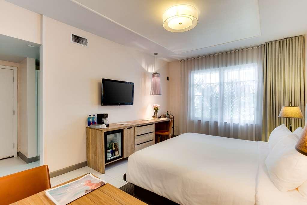 Hotel South 4*