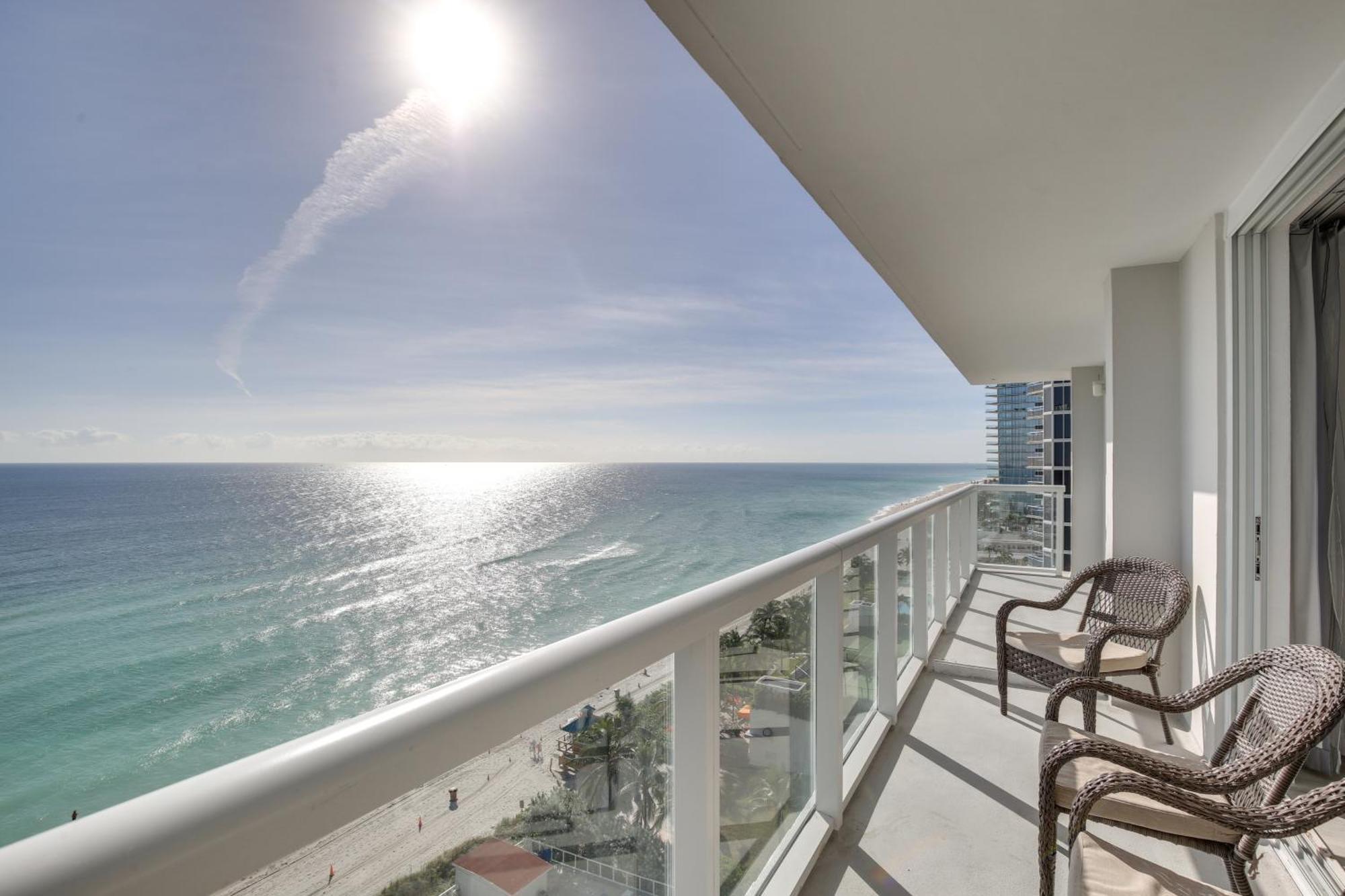 Sunny Isles Retreat With Perks! Apartment